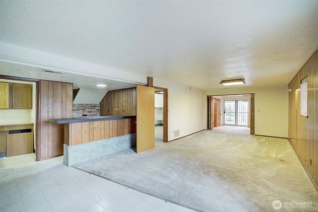 8501 42nd Street W, University Place, WA 98466