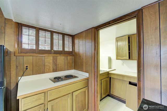 8501 42nd Street W, University Place, WA 98466