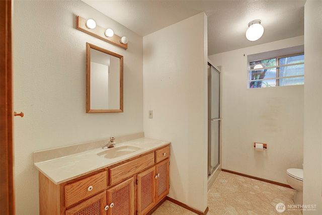 8501 42nd Street W, University Place, WA 98466