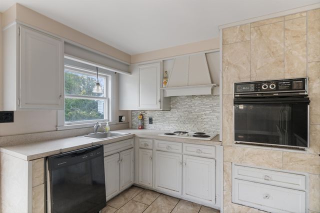 5124 Williston Road, Williston, VT 05495