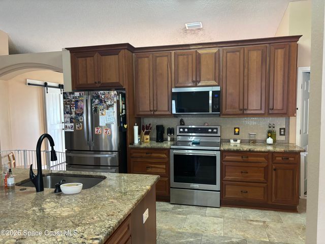 129 Bayamo Avenue NE, Palm Bay, FL 32907