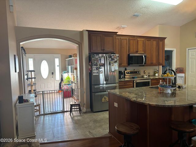 129 Bayamo Avenue NE, Palm Bay, FL 32907