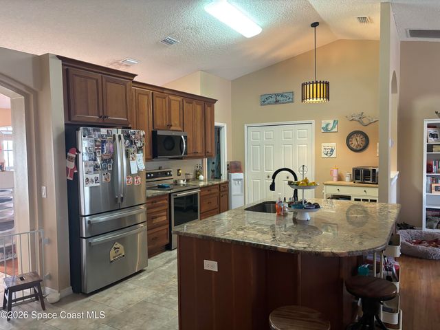 129 Bayamo Avenue NE, Palm Bay, FL 32907