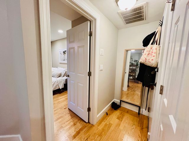 150 Appleton St 1E, Boston, MA 02116