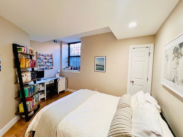 150 Appleton St 1E, Boston, MA 02116