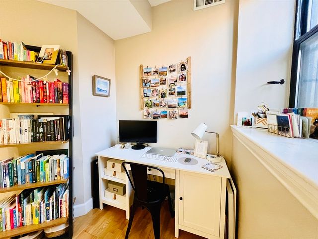 150 Appleton St 1E, Boston, MA 02116