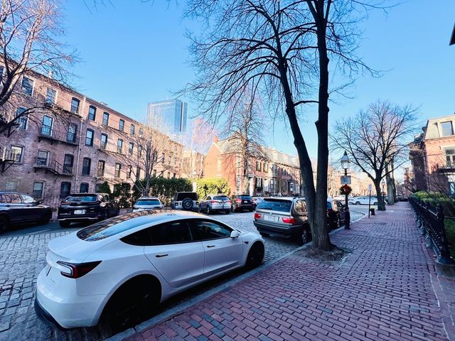 150 Appleton St 1E, Boston, MA 02116