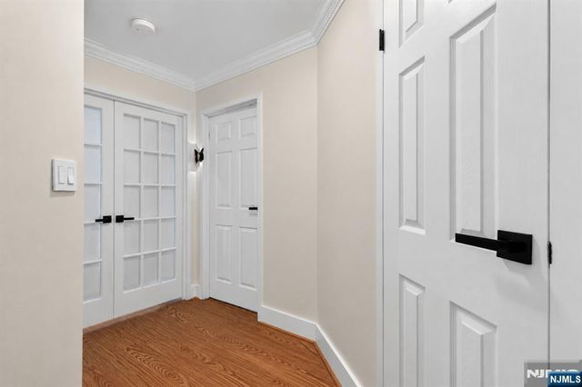 1020 Harmon Cove Tower 1020, Secaucus, NJ 07094