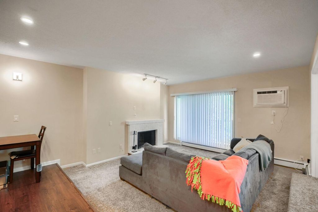 4201 Lakeside Avenue N 302, Brooklyn Center, MN 55429 — photo 3