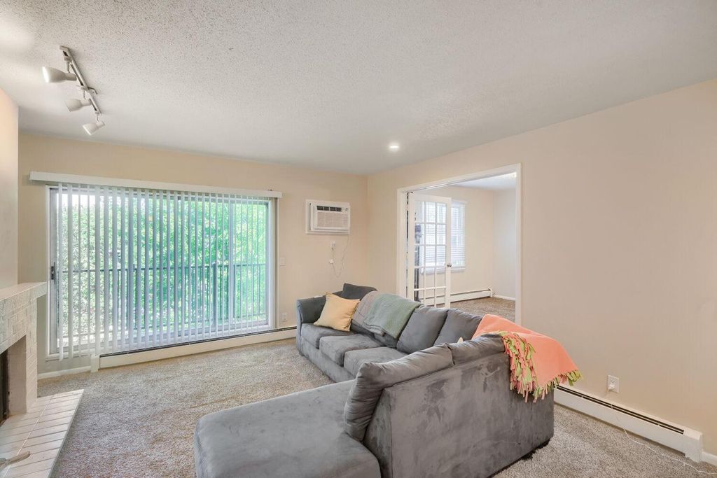 4201 Lakeside Avenue N 302, Brooklyn Center, MN 55429 — photo 4