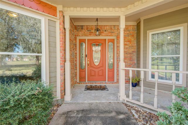 203 Teakwood Street, Lake Jackson, TX 77566