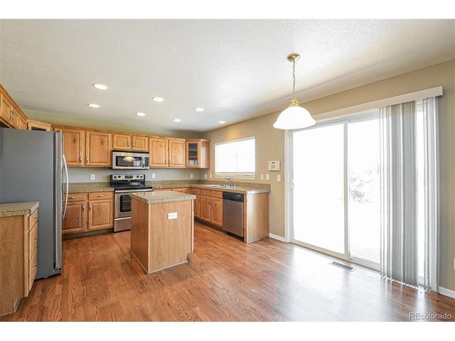 1148 S Duquesne Cir, Aurora, CO 80018