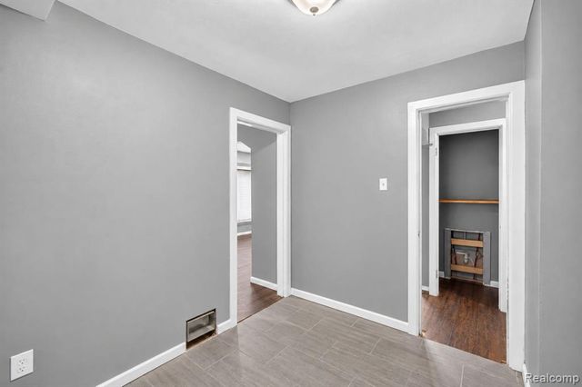 19004 Patton Street, Detroit, MI 48219