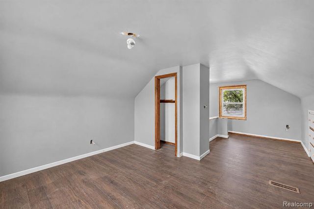 19004 Patton Street, Detroit, MI 48219