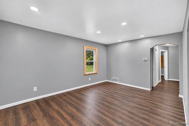 19004 Patton Street, Detroit, MI 48219