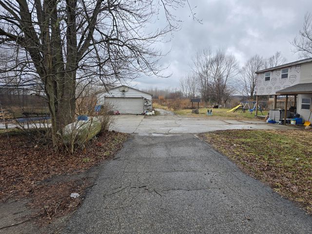 1158 S State Rd 231, Hebron, IN 46341