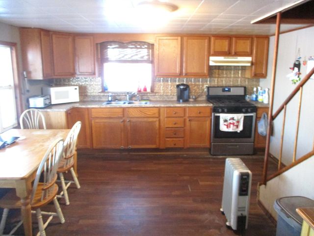 1158 S State Rd 231, Hebron, IN 46341