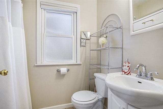 48 Gordon Boulevard, Battle Creek, MI 49037