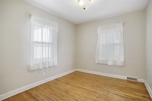 48 Gordon Boulevard, Battle Creek, MI 49037