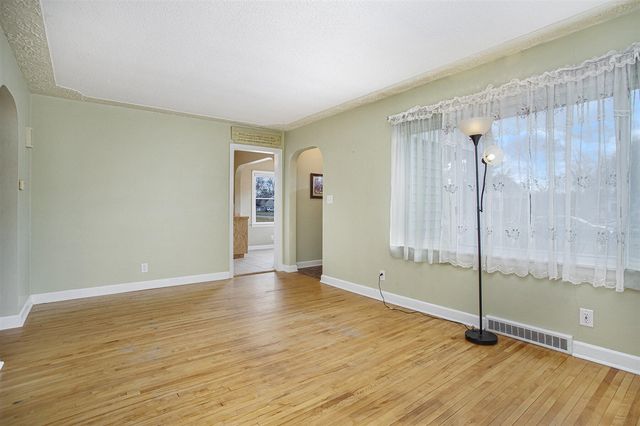 48 Gordon Boulevard, Battle Creek, MI 49037