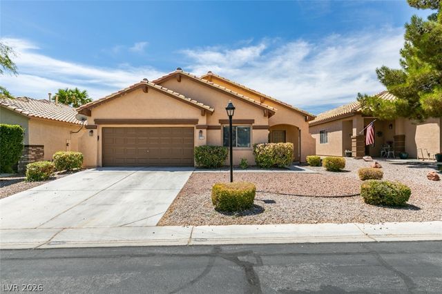 8111 Desert Cloud Avenue, Las Vegas, NV 89131