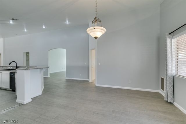 8111 Desert Cloud Avenue, Las Vegas, NV 89131