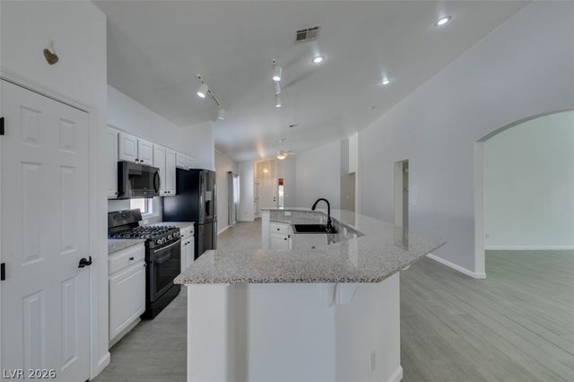 8111 Desert Cloud Avenue, Las Vegas, NV 89131