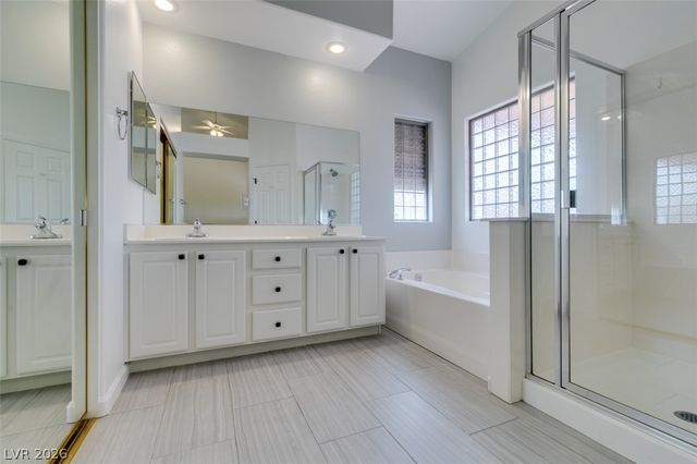 8111 Desert Cloud Avenue, Las Vegas, NV 89131