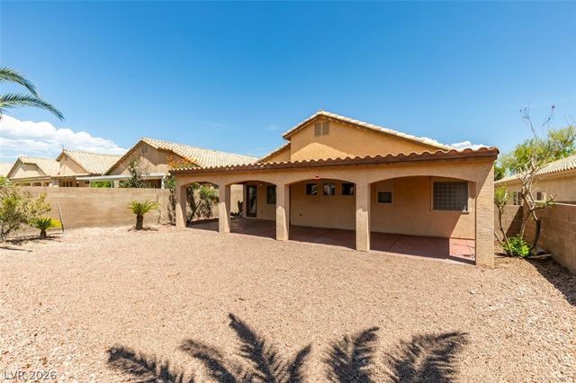 8111 Desert Cloud Avenue, Las Vegas, NV 89131