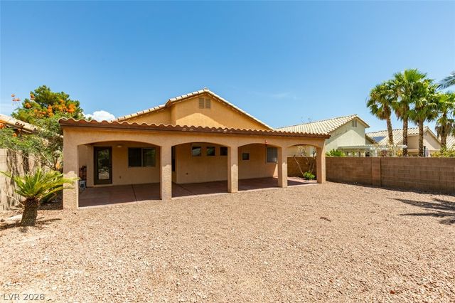 8111 Desert Cloud Avenue, Las Vegas, NV 89131