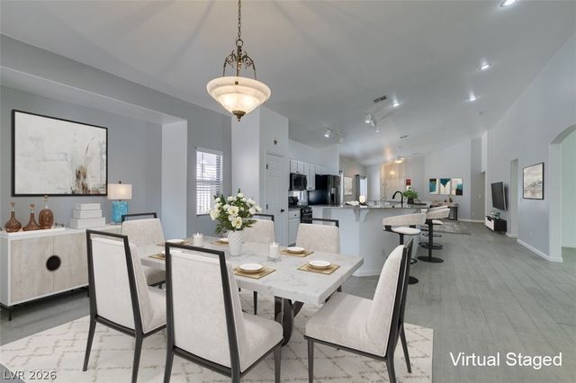 8111 Desert Cloud Avenue, Las Vegas, NV 89131