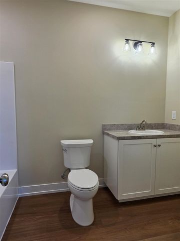 1468 Maplewood Drive 9, Jenison, MI 49428
