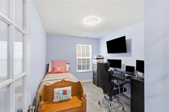 7101 Bluestream Drive, Tipp City, OH 45371