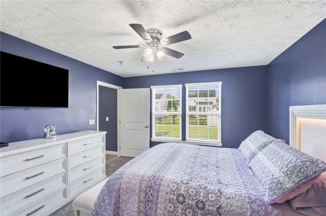 7101 Bluestream Drive, Tipp City, OH 45371