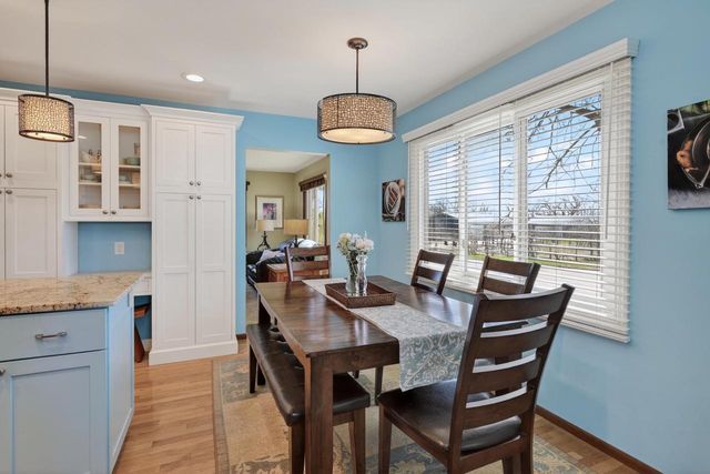 435 North Shore Drive, Belleville, WI 53508