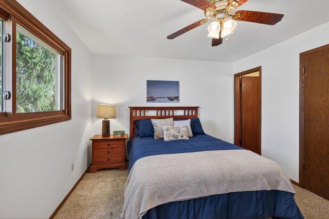 435 North Shore Drive, Belleville, WI 53508