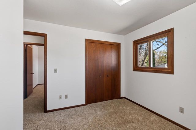 435 North Shore Drive, Belleville, WI 53508