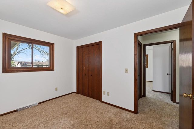 435 North Shore Drive, Belleville, WI 53508