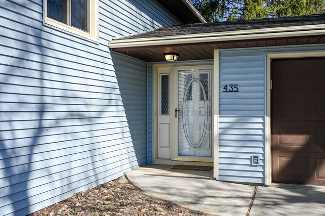435 North Shore Drive, Belleville, WI 53508