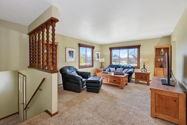 435 North Shore Drive, Belleville, WI 53508