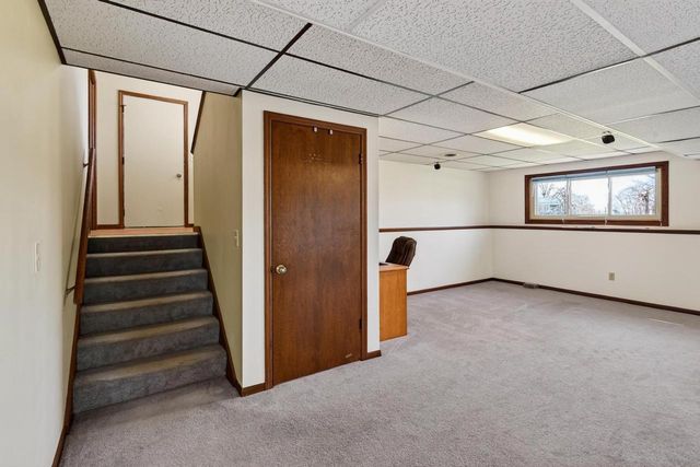 435 North Shore Drive, Belleville, WI 53508
