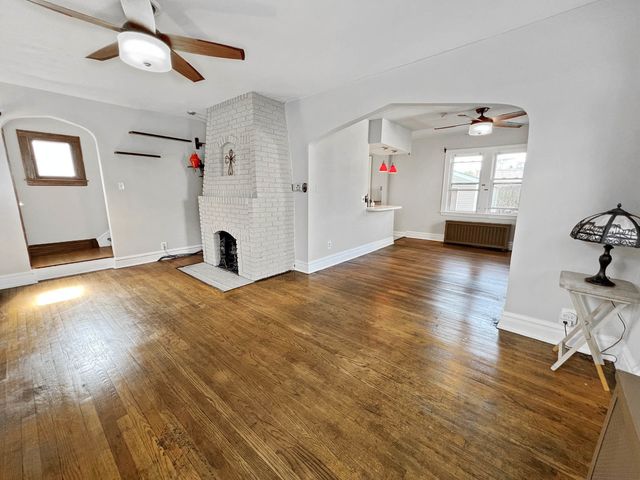 15 W Ann Street, Lombard, IL 60148