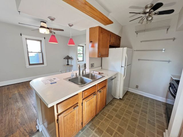 15 W Ann Street, Lombard, IL 60148