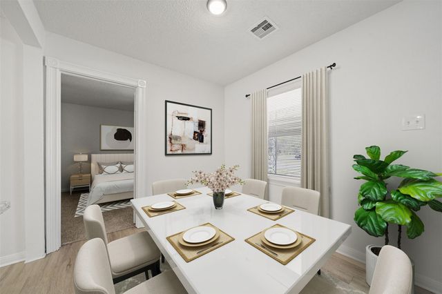 4601 W 43rd Street, Houston, TX 77092