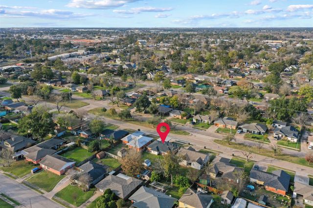 4601 W 43rd Street, Houston, TX 77092