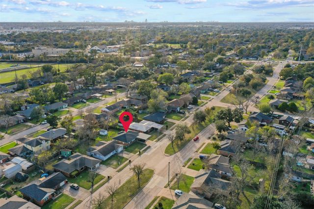 4601 W 43rd Street, Houston, TX 77092