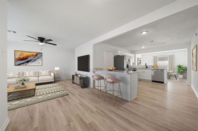 4601 W 43rd Street, Houston, TX 77092