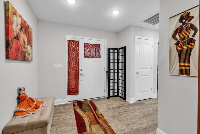 323 Borrowdale Dr., Conway, SC 29526