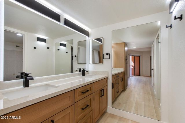 12222 N PARADISE VILLAGE Parkway S 247, Phoenix, AZ 85032