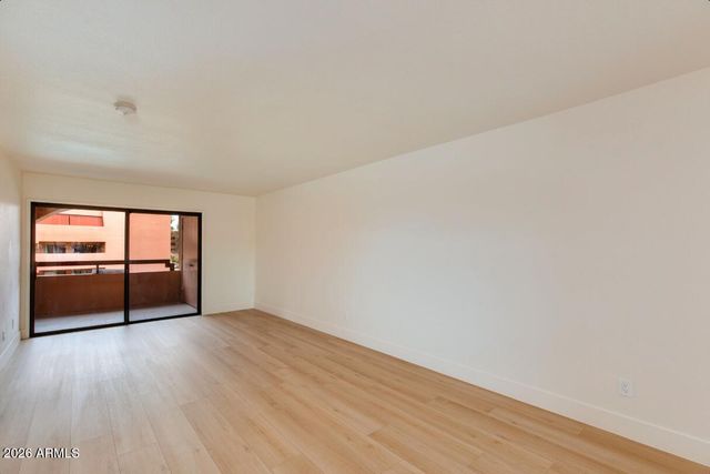 12222 N PARADISE VILLAGE Parkway S 247, Phoenix, AZ 85032